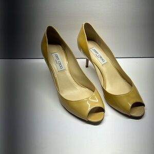 Jimmy Choo Woman’s Patent Leather  Open Toe Heel  Size 39  Tan color